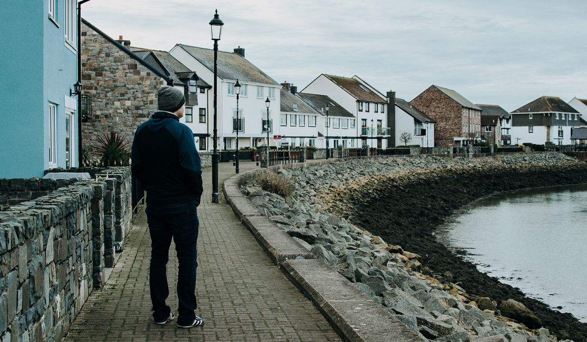Choosing a cosy island cottage for a winter break